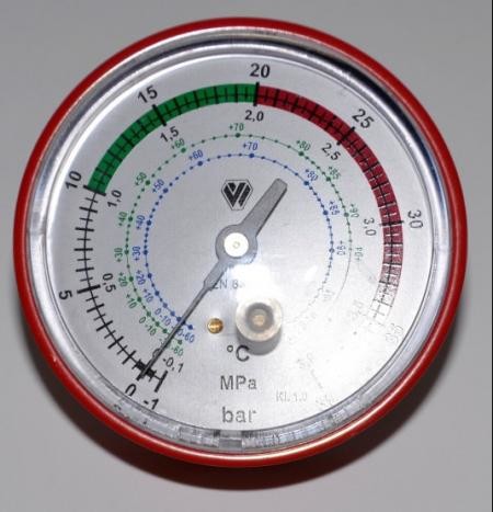 Hűtőközeg nyomásmérő